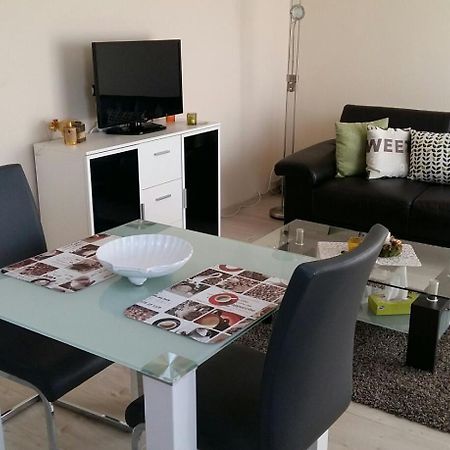 Isabell Apartments Győr Exteriör bild